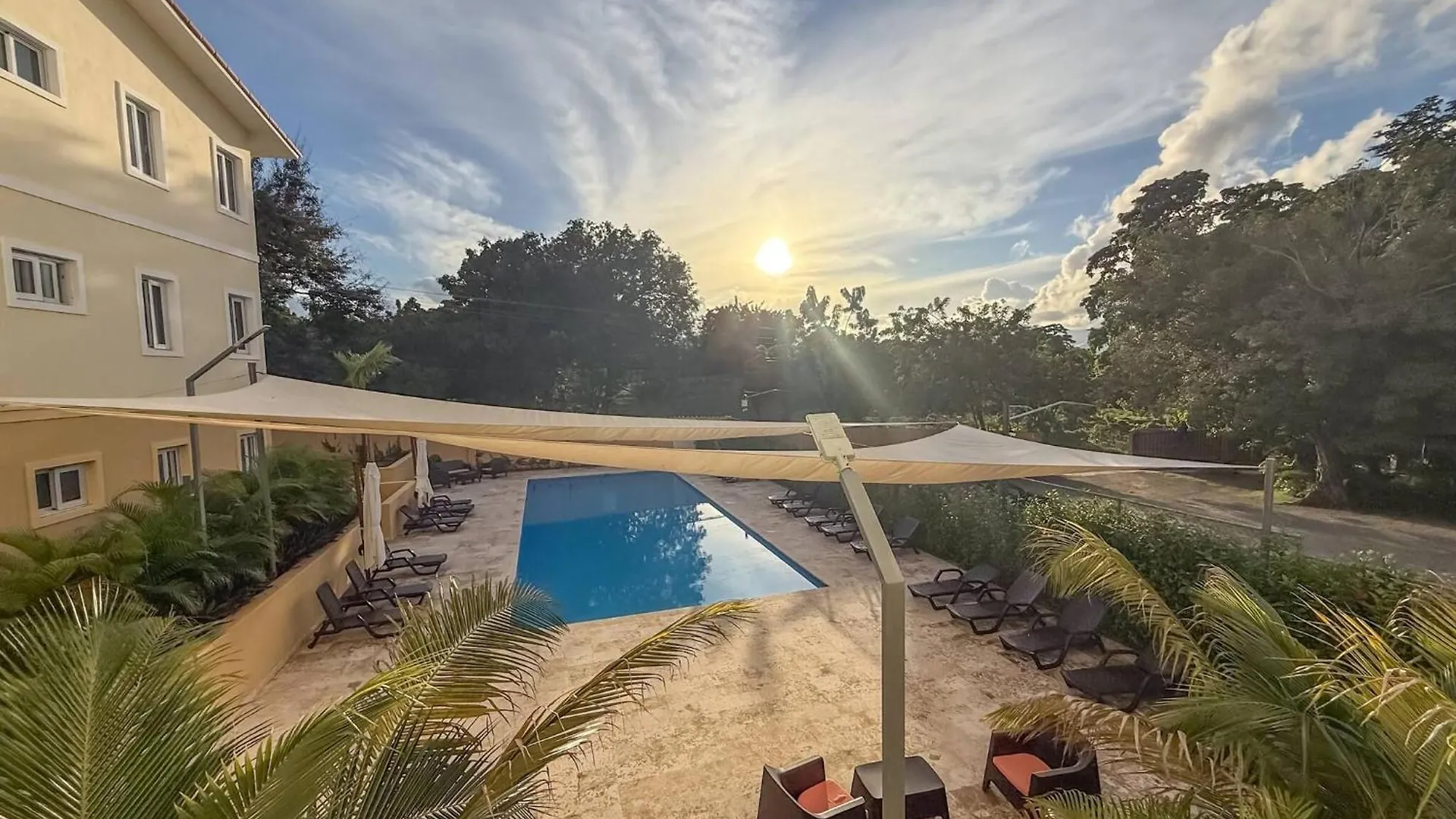 Hillside Condo - 2Br Charming Apt Close To Strip Sosua Apartment